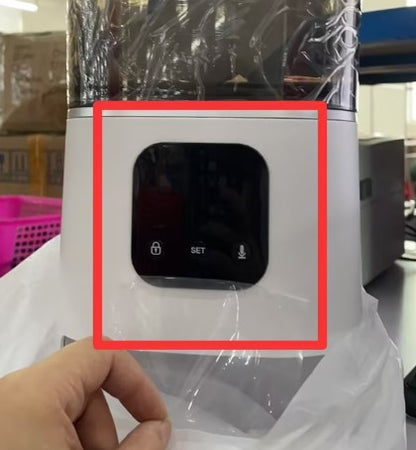 Automatic Pet Feeder with WiFi App Control – Camera